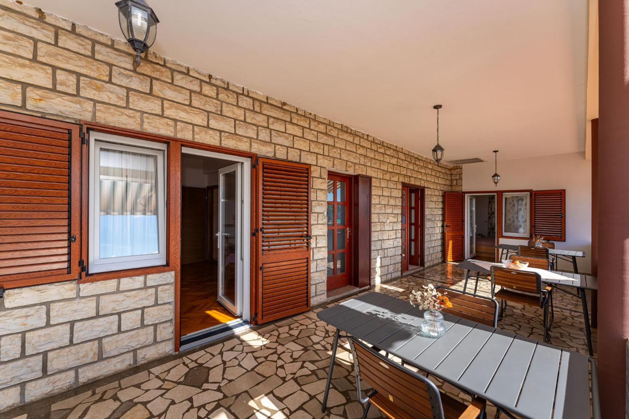 Apartments Adriana สตารีกราด-ปาเคลนีซา ห้อง รูปภาพ