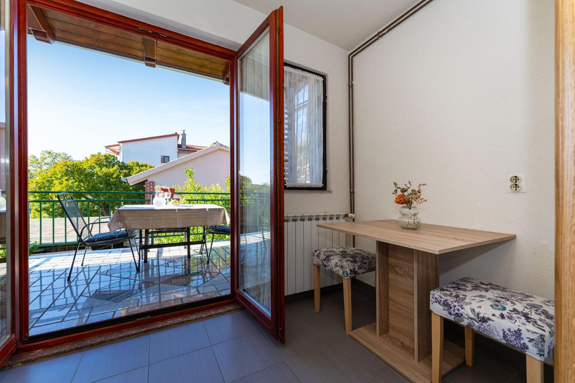 Apartments Adriana สตารีกราด-ปาเคลนีซา ภายนอก รูปภาพ